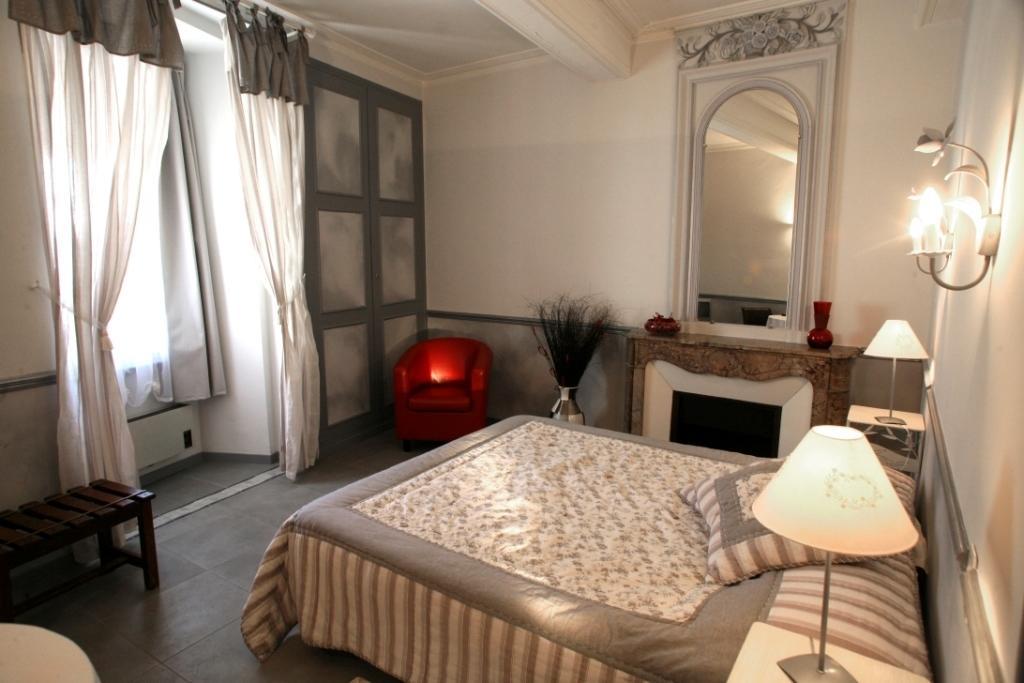 La Garbure Hotel Chateauneuf-du-Pape Luaran gambar