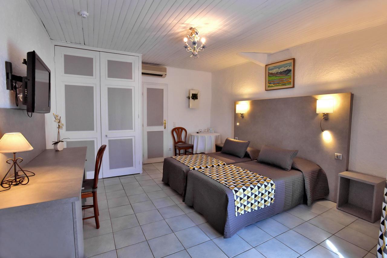 La Garbure Hotel Chateauneuf-du-Pape Luaran gambar