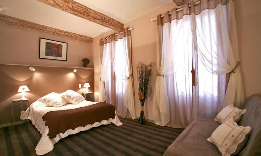 La Garbure Hotel Chateauneuf-du-Pape Luaran gambar